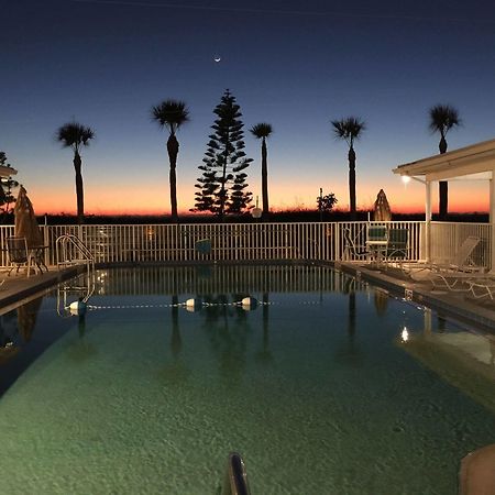 Ibeach Resort Treasure Island Exterior photo