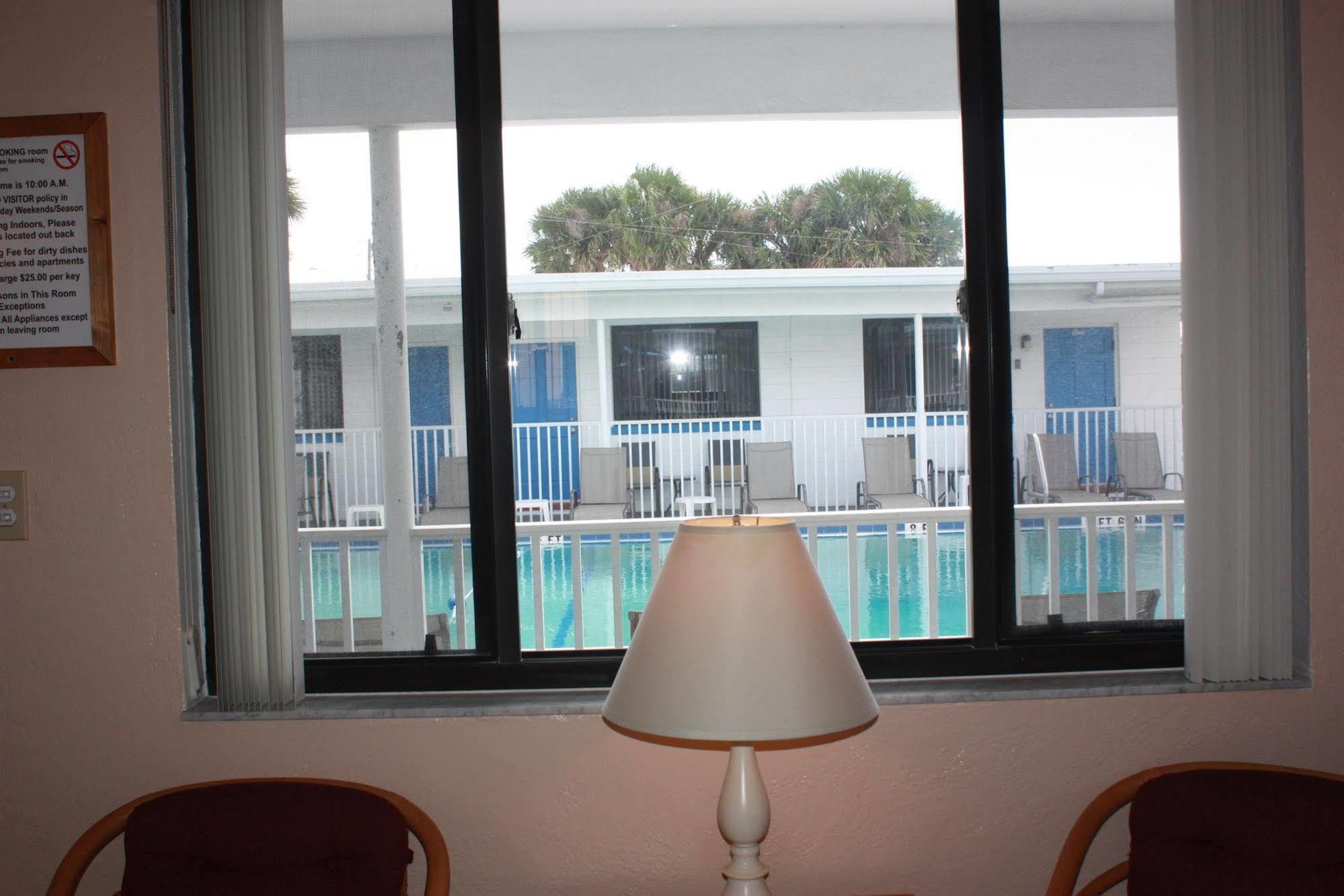 Ibeach Resort Treasure Island Exterior photo